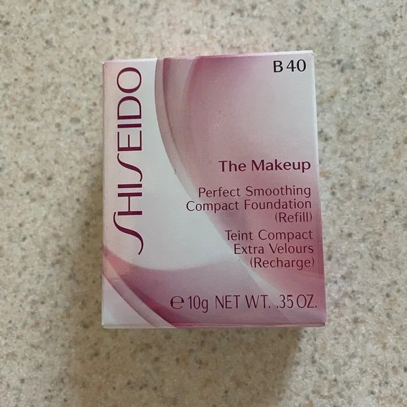 New Shiseido perfect smoothing foundation(Refill) - Picture 3 of 3
